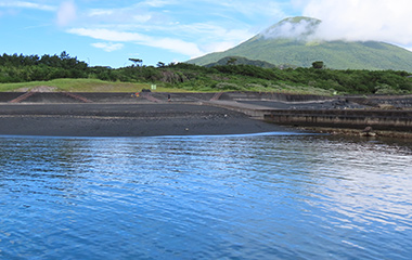 底土海水浴場の風景