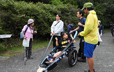 アウトドア用車いす（HIPPOcampe）